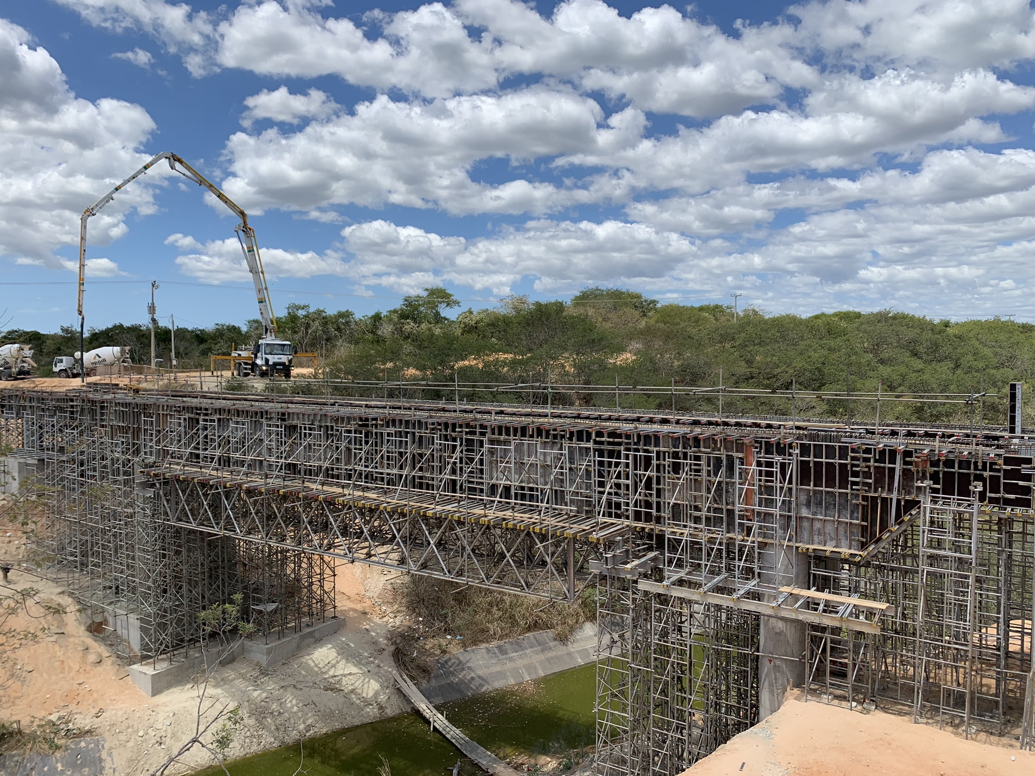 Pontes - SH Locação E Venda De Formas Para Concreto, Andaimes E Escoramento